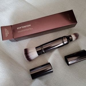 Hourglass double ended Complexion Brush